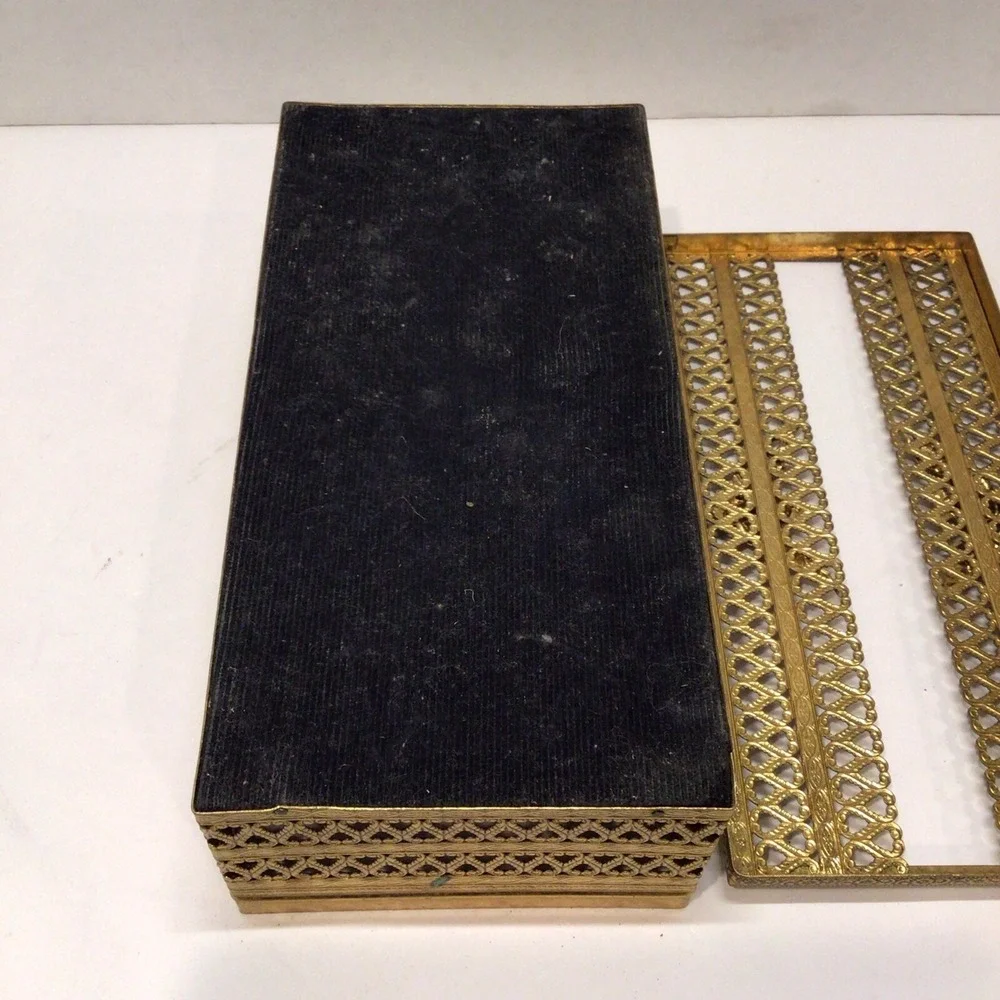 Vintage Brass Tissue Box Holder Gold  Filigree‎ Hollywood Regency Roses